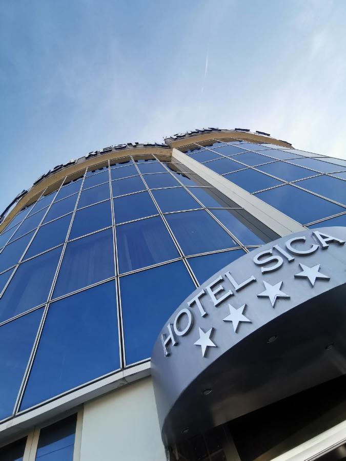 Hotel Sica 몬테코르비노로벨라 외부 사진